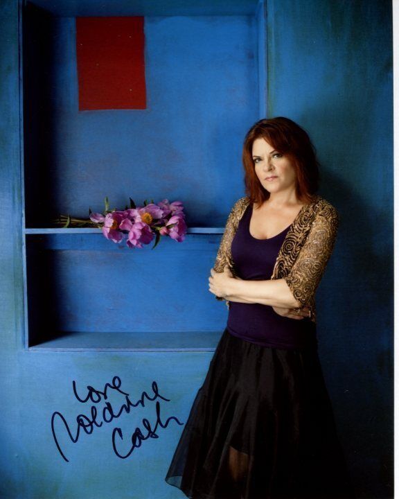 ROSANNE CASH Signed Autographed Photo Poster painting DAUGHTER OF JOHNNY