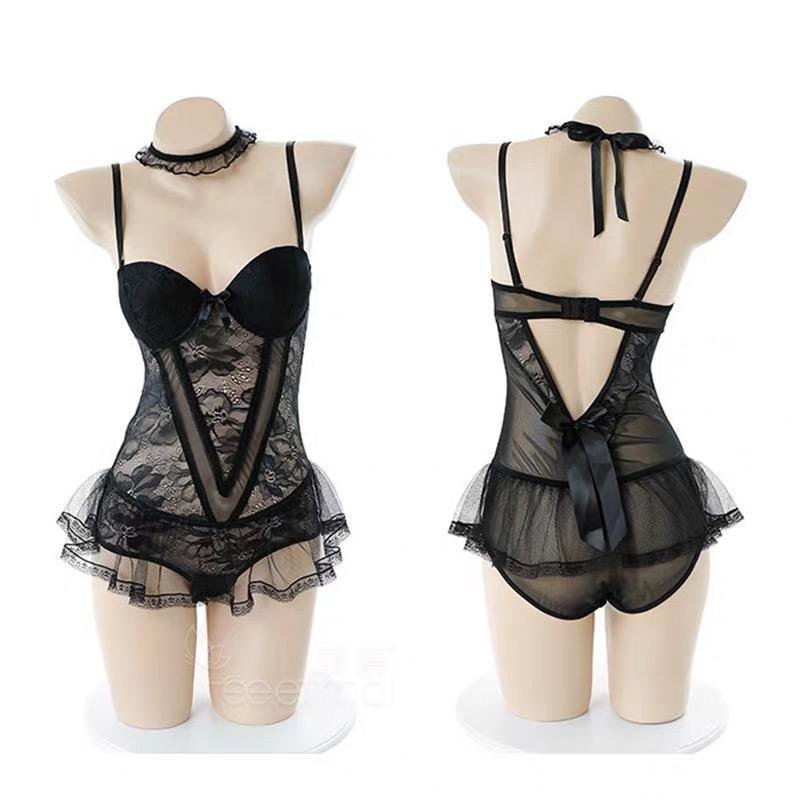 Black Lace Bustier