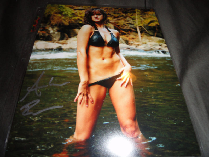 Sexy Amberlee Timm Signed 8x10 Photo Poster painting COA