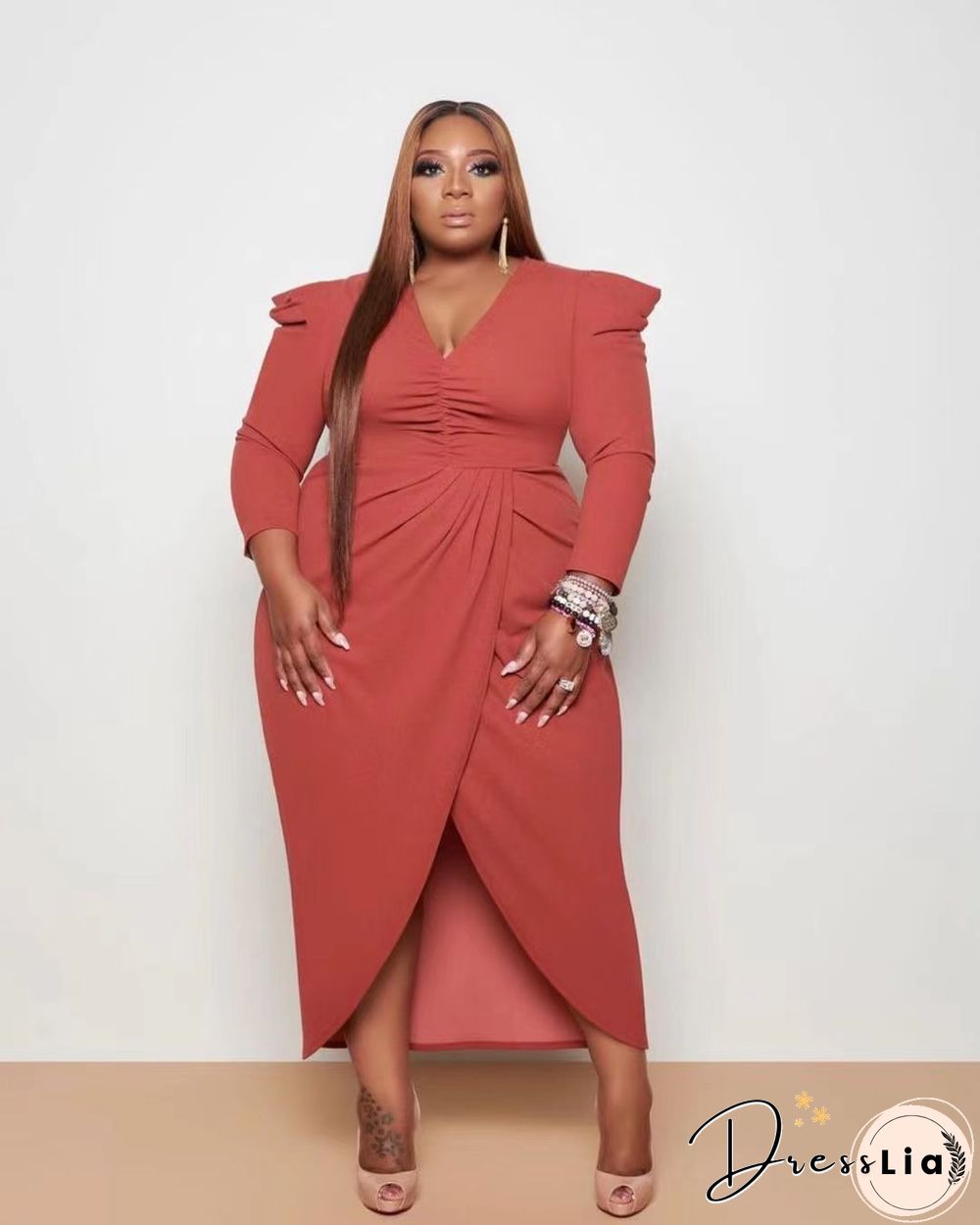 Plus Size V-neck Folds Maxi Dresses