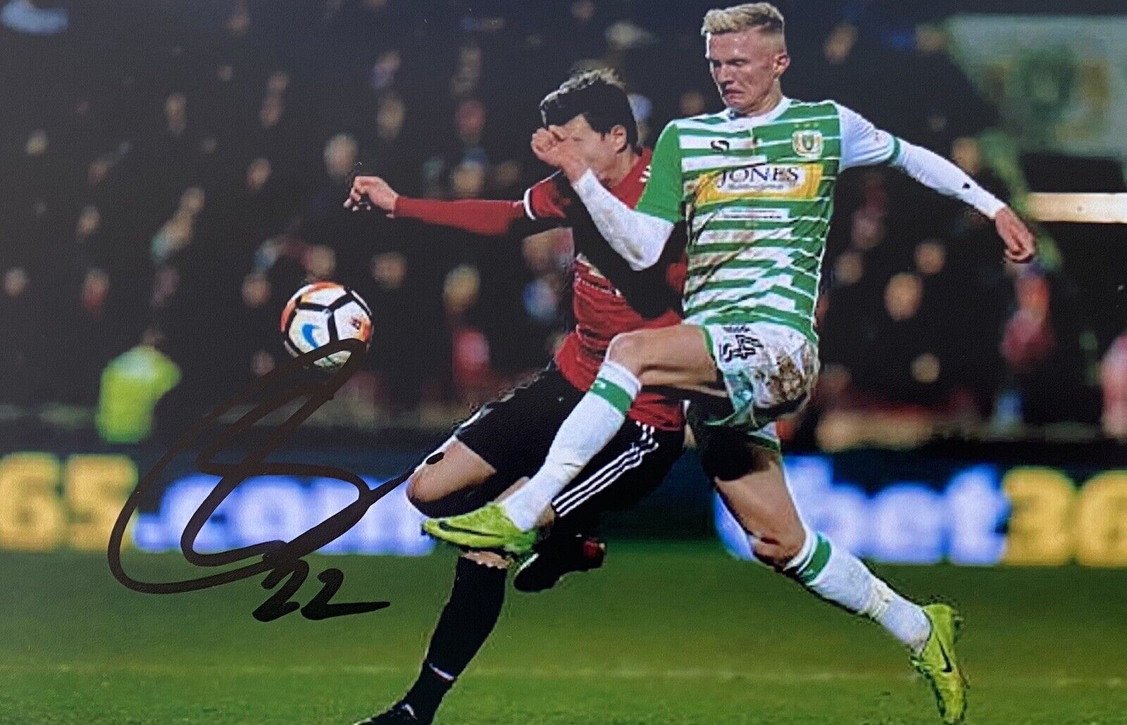 Sam Surridge Genuine Hand Signed Yeovil Town 6X4 Photo Poster painting