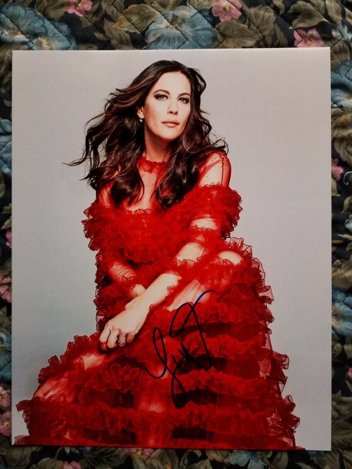 Liv Tyler Authentic Signed 8 X 10 Photo Poster painting Smoking Hot In Red~~Lord of the Rings