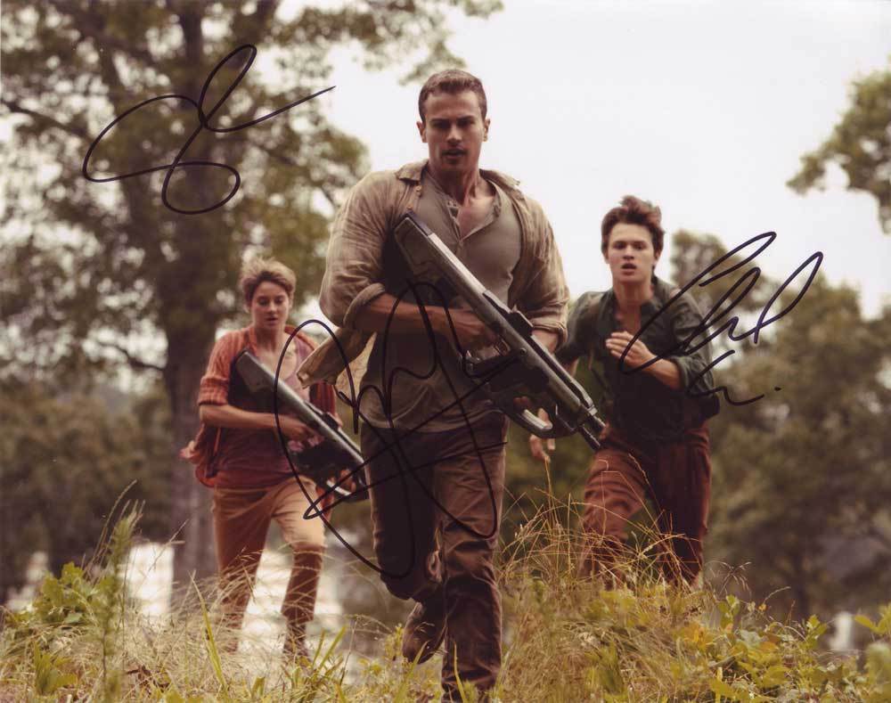 Insurgent In-person AUTHENTIC Autographed Cast Photo Poster painting signed by 3 SHA #28192