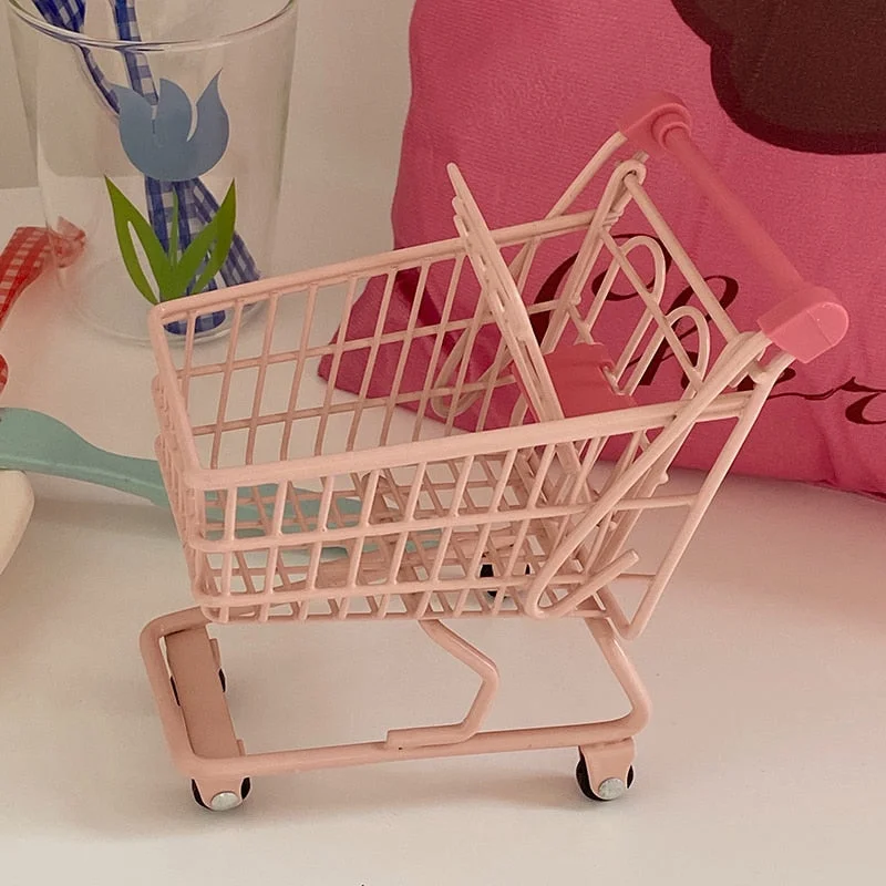 W&G Kawaii Pink Trolley Iron Art Mini Shopping Cart Cute Creative Photo Props Trolley Ornaments Home Decorative