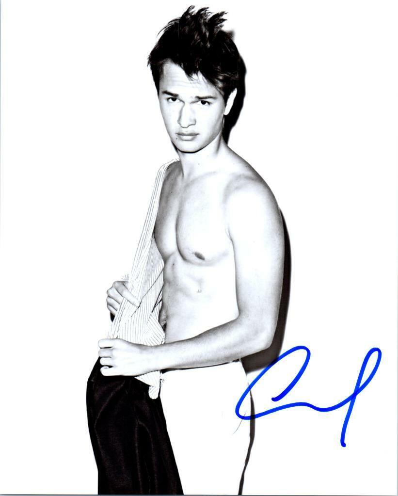 Ansel Elgort signed 8x10 Picture autographed Photo Poster painting with COA