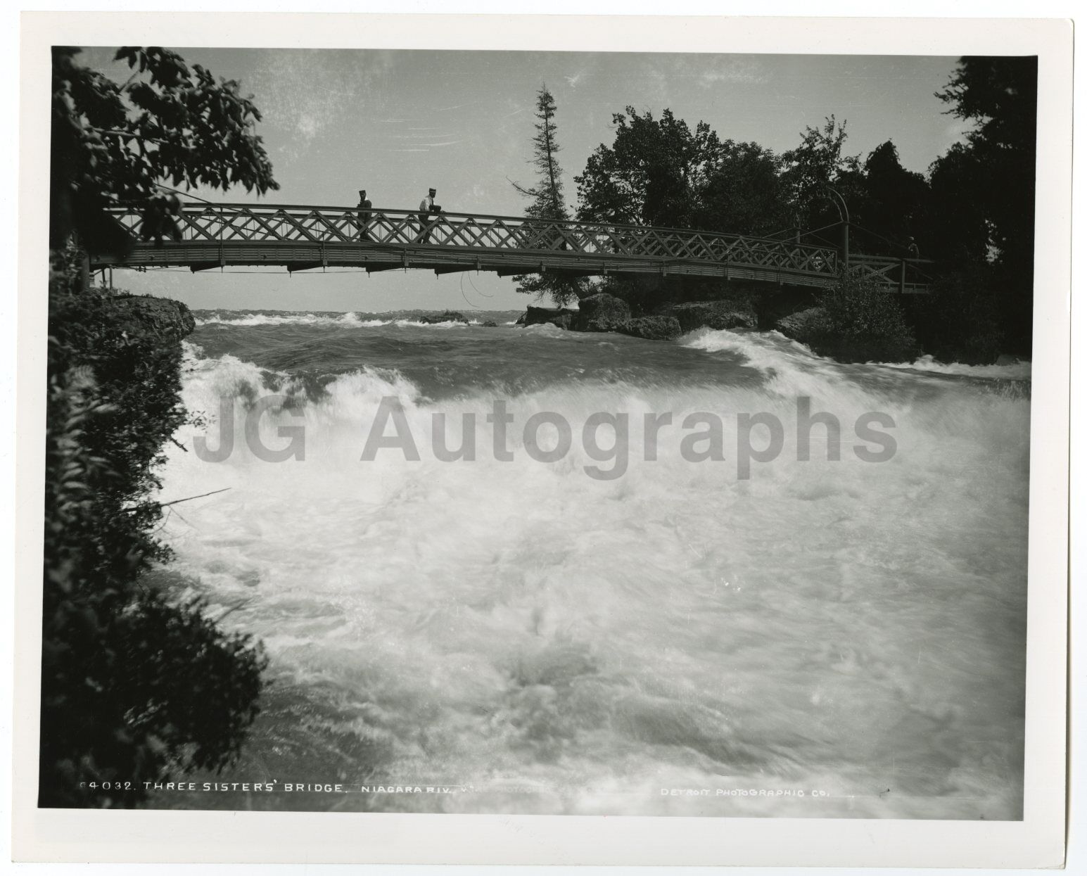 Niagara Falls - Three Sister's Bridge - Vintage 8x10 Photo Poster paintinggraph