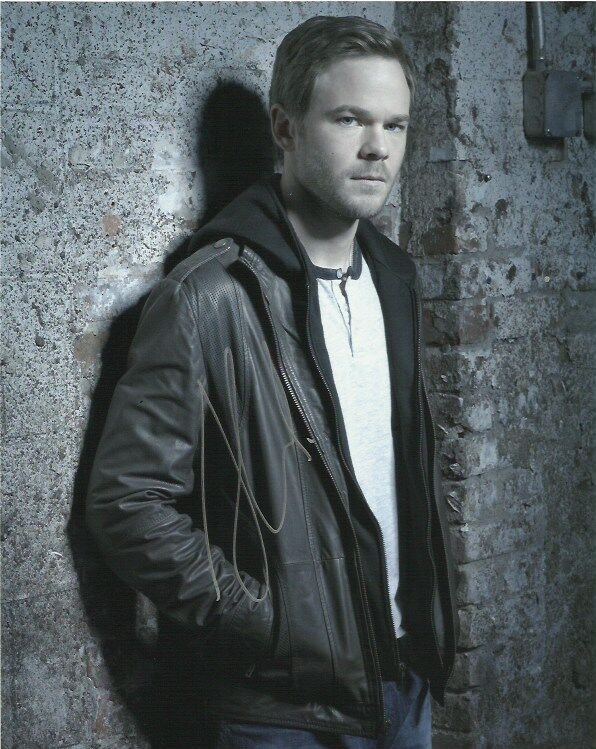 Shawn Ashmore Autographed Signed 8x10 Photo Poster painting COA