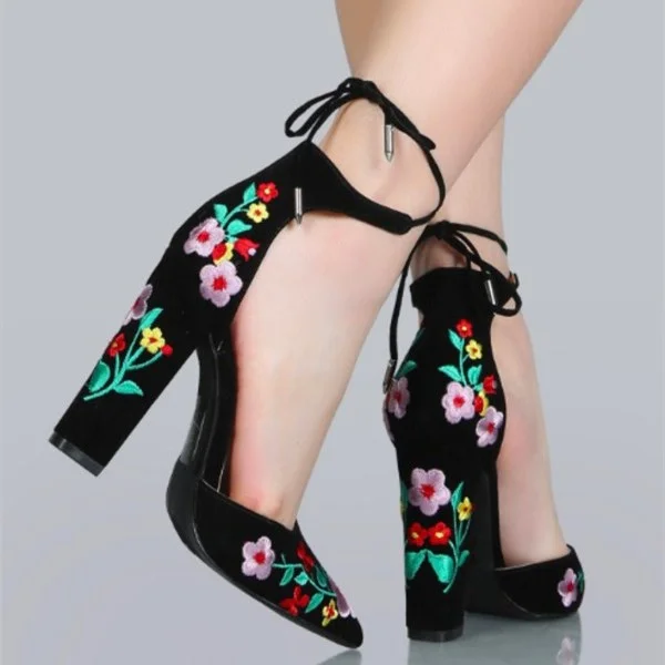 Black Embroidered Floral Chunky Heel Pumps Vdcoo