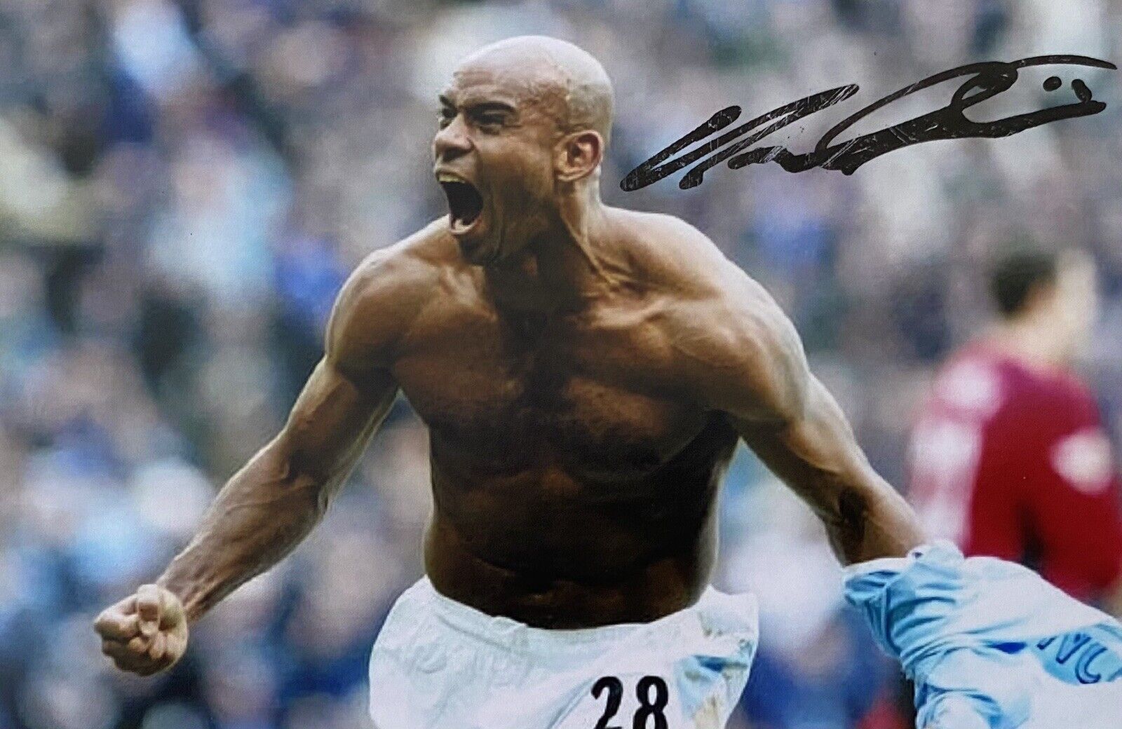 Trevor Sinclair Genuine Hand Signed Manchester City 6X4 Photo Poster painting