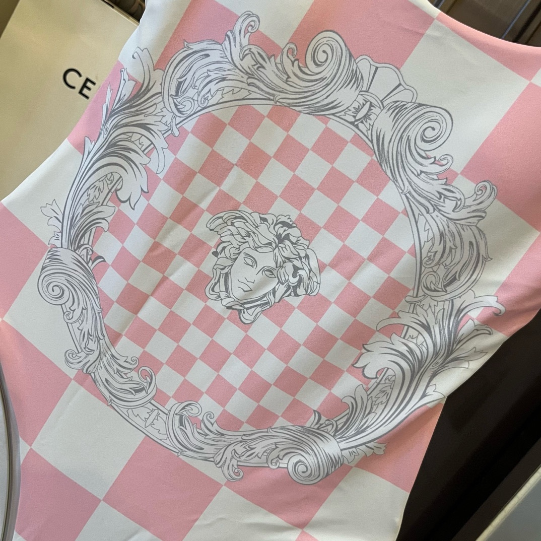 7bf7d852bb3b69b560f0fcc2809e159c