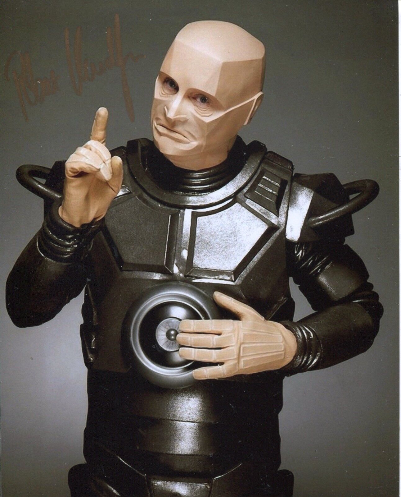 Actor Robert Llewellyn signed Kryten in Red Dwarf comedy Photo Poster painting - UACC DEALER