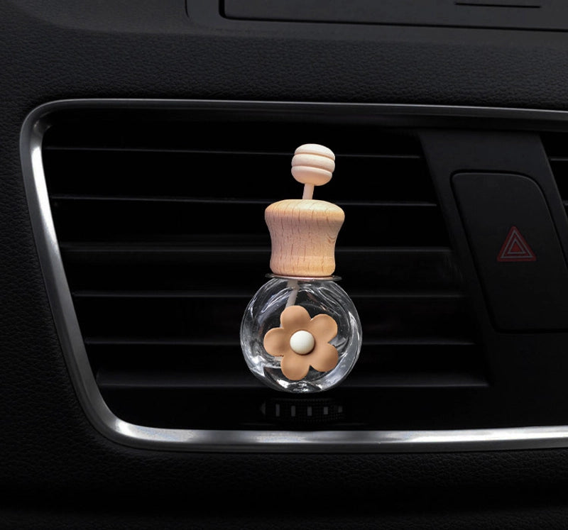 Internet Celebrous Milk Tea Color Cartoon Car Air Outlet Perfume Bottle Creative Cute Car Aromatherapy Ornaments Car Accessories