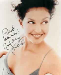 Ashley Judd SIGNED AUTOGARPHED 10 X 8