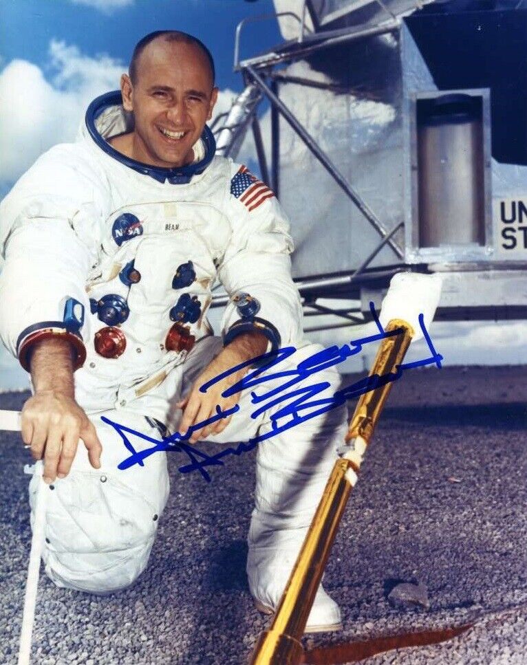 Alan Bean ( Apollo 12 ) SIGNED 8X10 Photo Poster painting AUTOGRAPH REPRINT