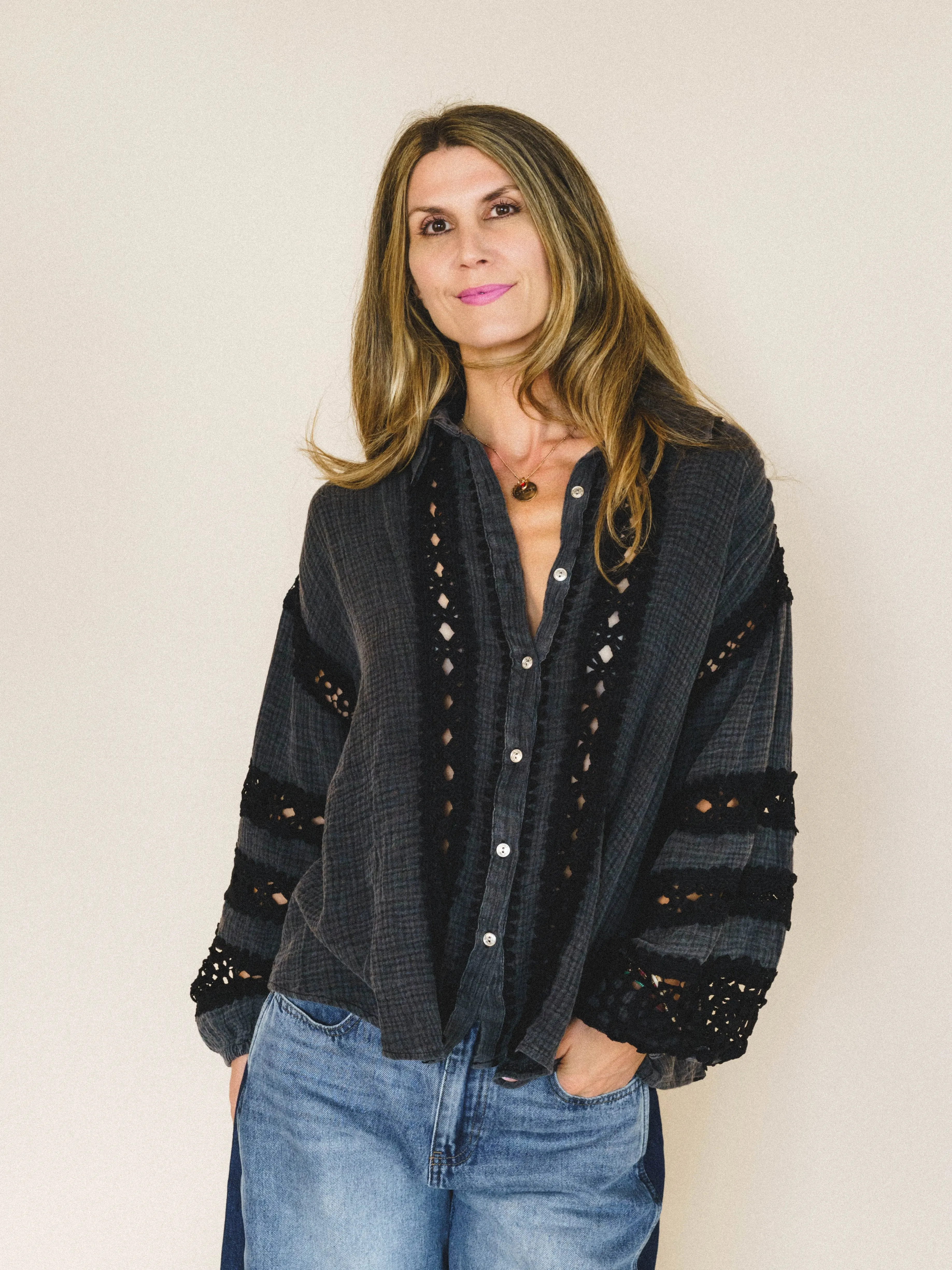 Hideout Button Up Top - Black