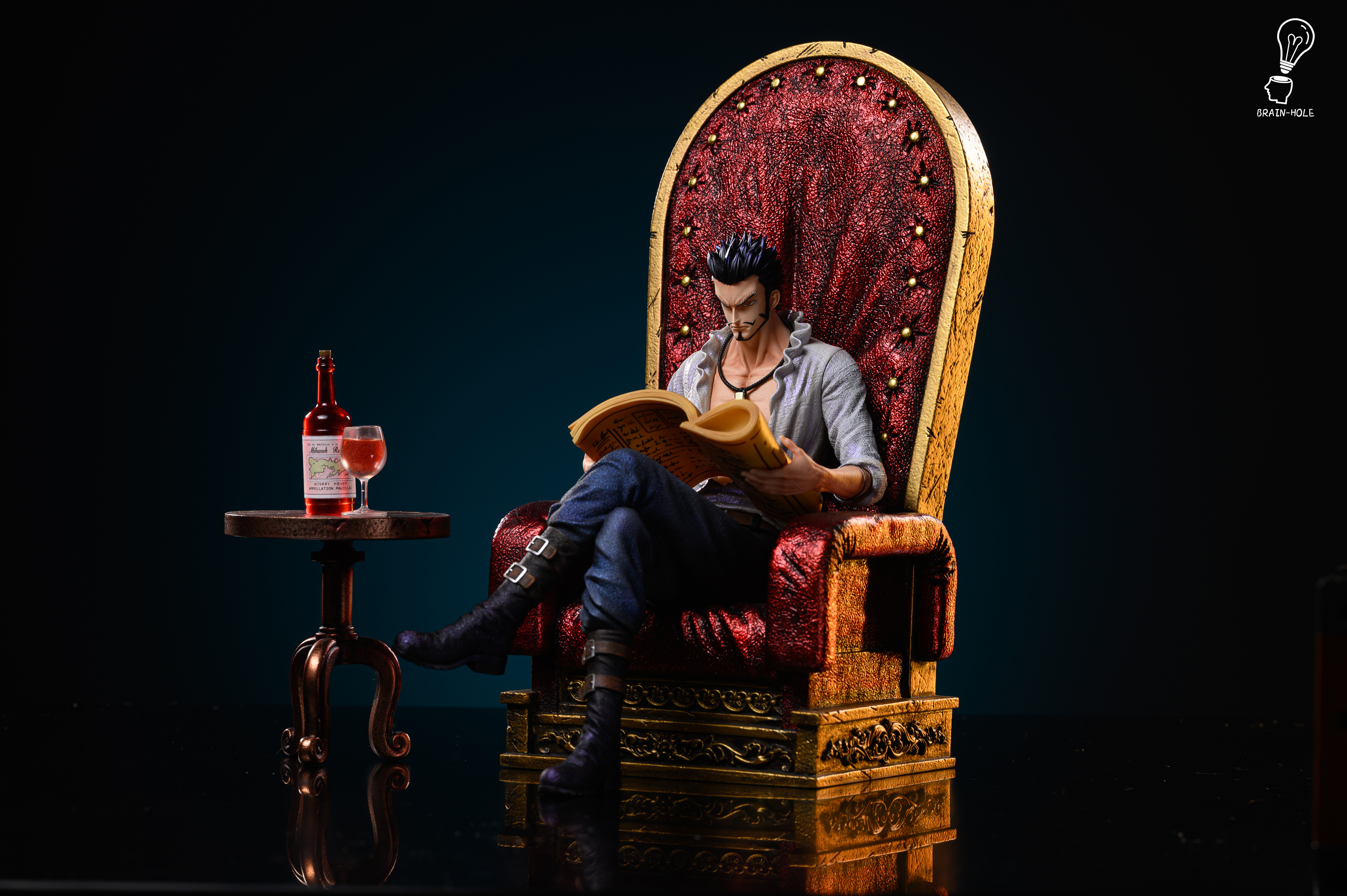 PRE-ORDER Brain Hole Studios Sitting Dracule Mihawk Statue(GK)