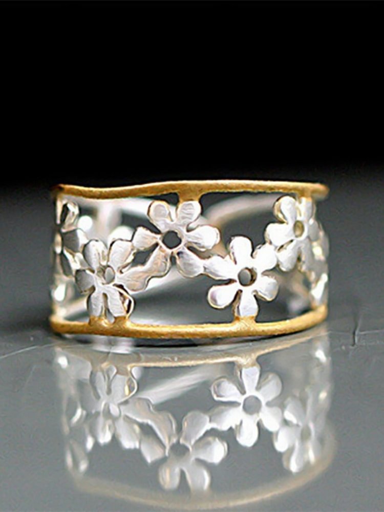 Comstylish Floral Hollow Carving Adjustable Ring