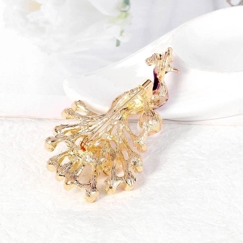 Women’s Elegant Retro Animal Peacock Alloy Brooches Plating Rhinestone Brooches