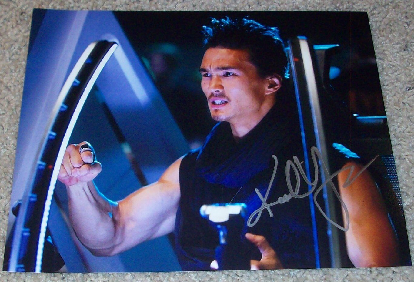 KARL YUNE SIGNED AUTOGRAPH AAROW 8x10 Photo Poster painting A w/PROOF