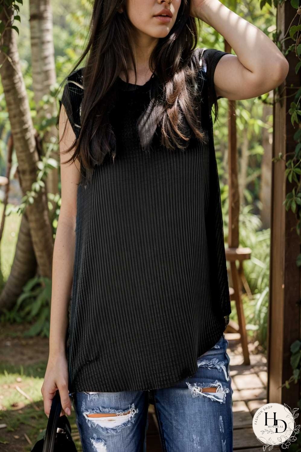 solid round neck sleeveless top vest