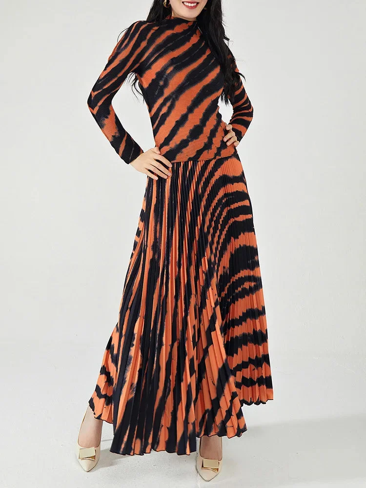 Chic Orange Mock Neck Tiger Stripes Print Long Sleeve Top And A-line Pleated Skirt Set