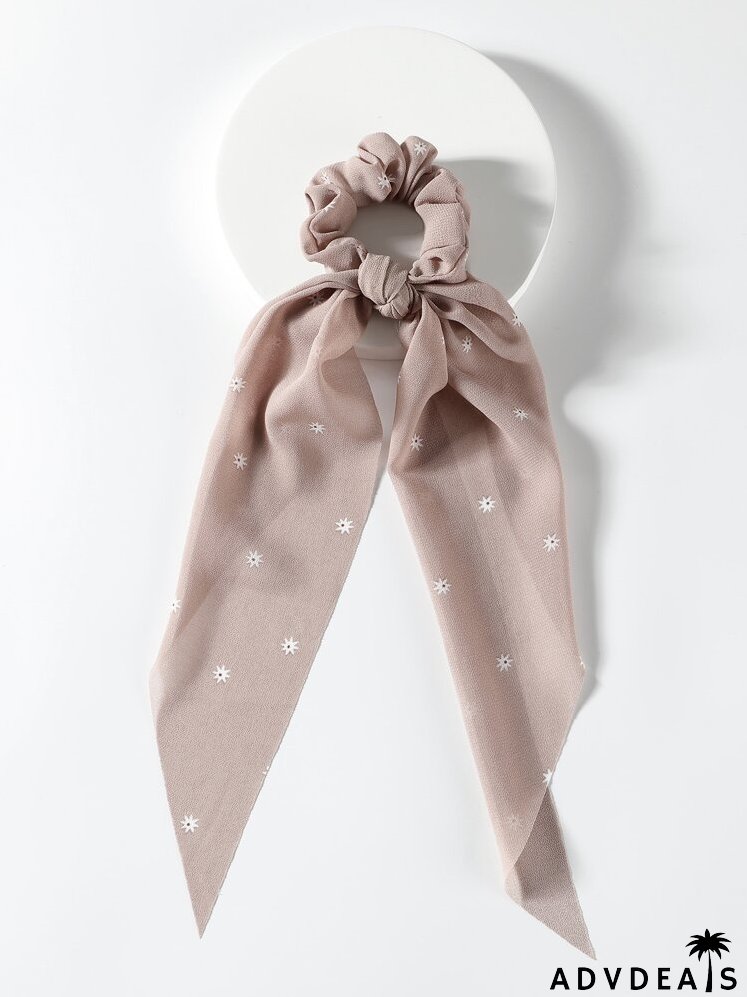 Knot Design Scrunchie Scarf