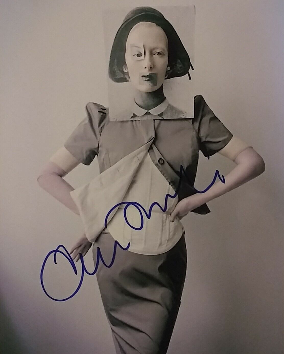 Tilda Swinton signed 8 x 10