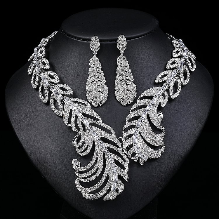 Fashion Retro Feather Shape Necklace Earrings Two Pieces Set
