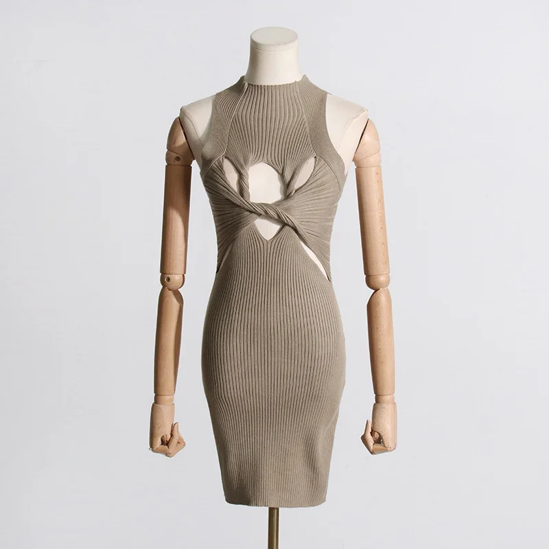 Toloer Toloer 2024 New Hollow Out Kink Design Sense Slim Show Thin Knitting Sleeveless Vest Skirt Female Sense Dress-Outfit Ideas