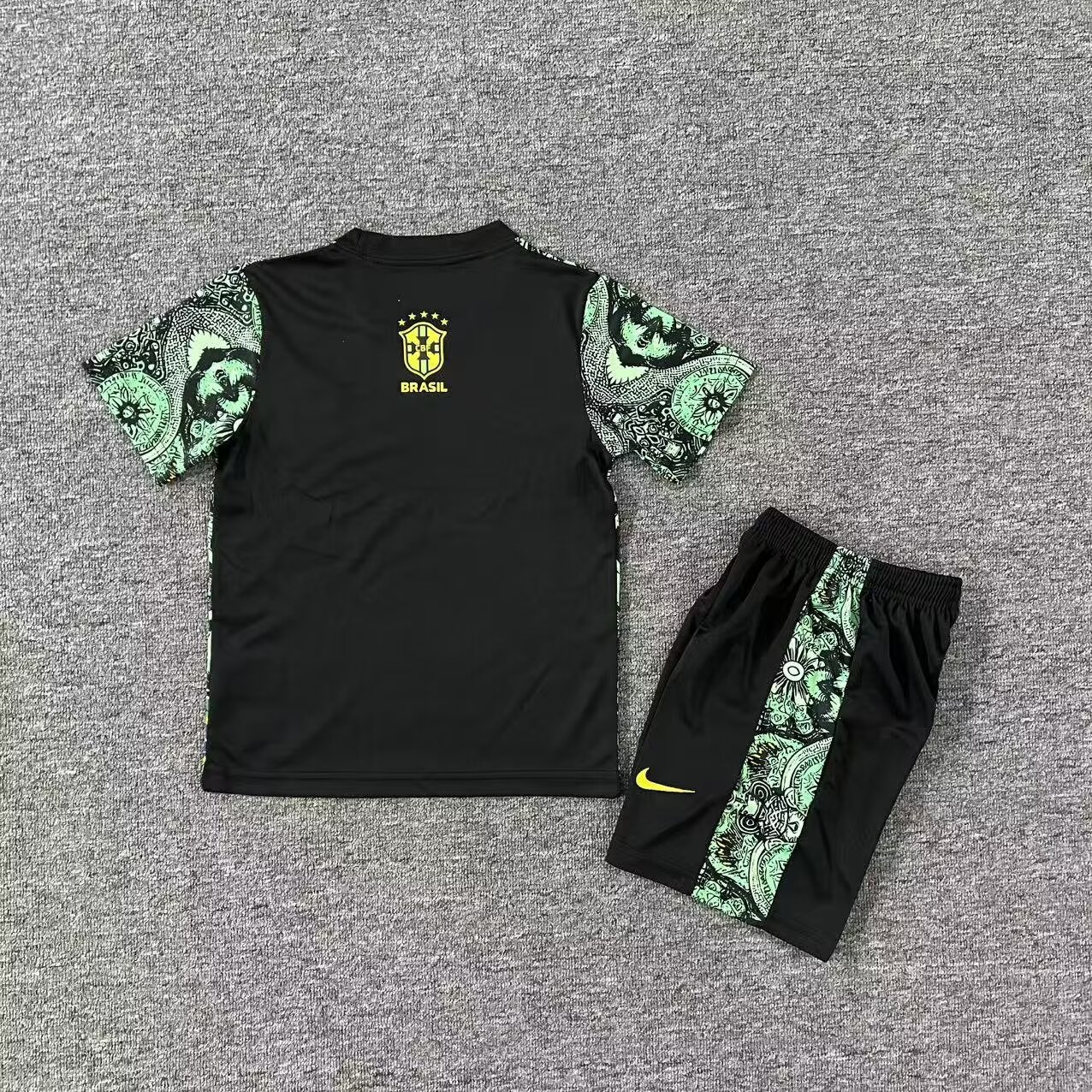 2025 Brazil Special Edition Green Kids Kit Football Jersey Thai Quality