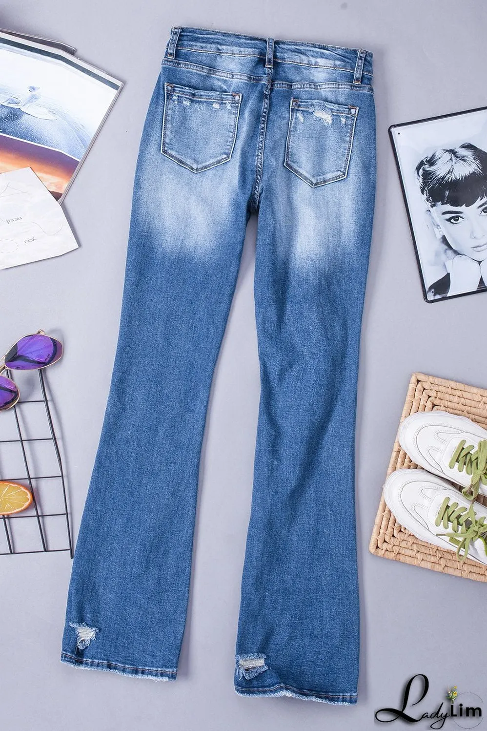 Stylish Women's High-Waisted Bootcut Flare Jeans with Side Pockets