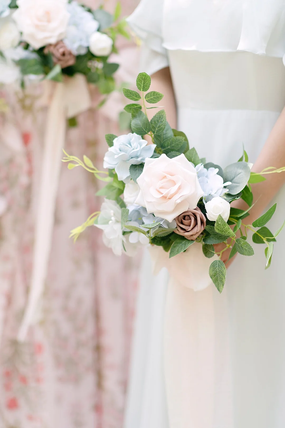 Bridesmaid Posy in English Pastel