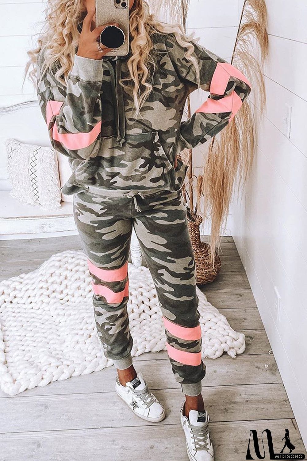 MidiSono - Camo Print Color Block Pullover Lounge Set