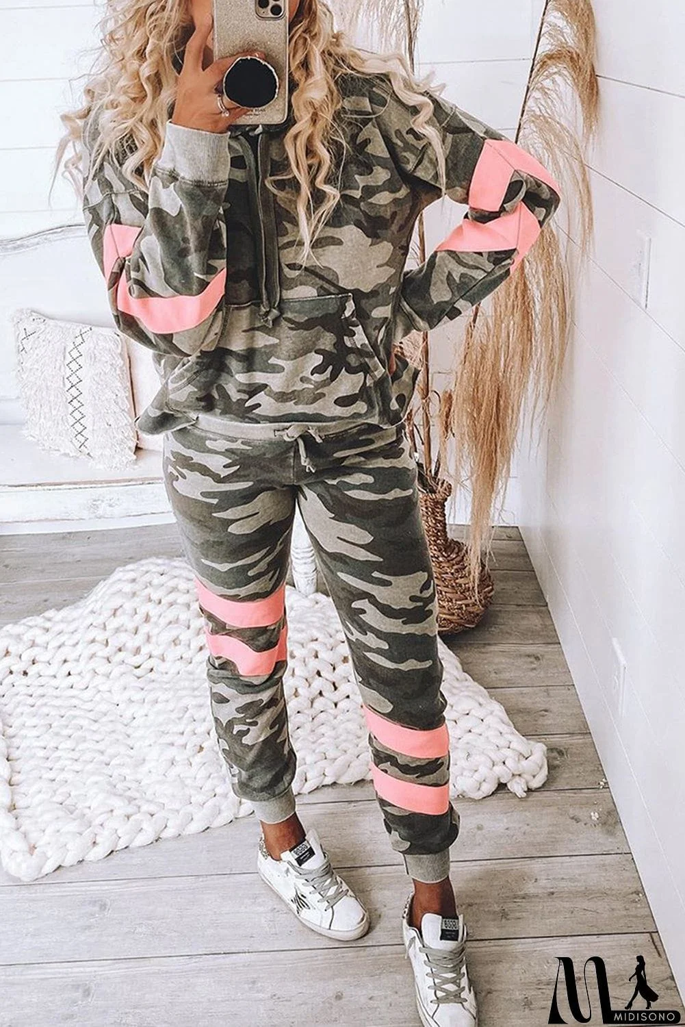 MidiSono - Camo Print Color Block Pullover Lounge Set