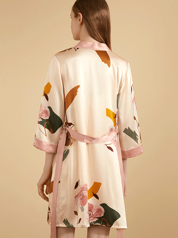 25 MOMME Robe de chambre en soie style kimono imprimé floral rose