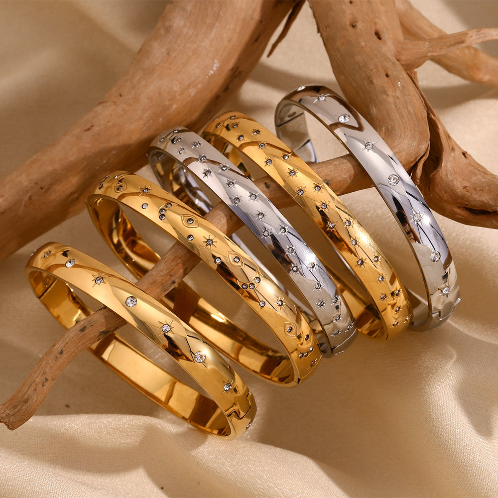 Small And Simple Eight-Pointed Star Dot Bracelet Stainless Steel Plated 18K Gold Star Moon Eye White Diamond Bracelet