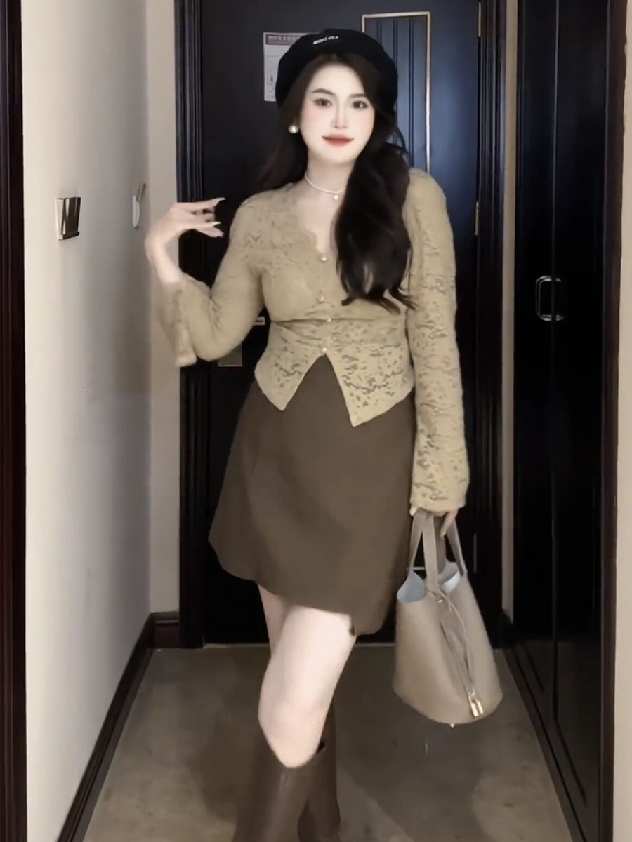 Slim Fit Long Sleeve V-Neck Lace Shirt Women's Sle Inner Wear Top Pure Desire Fashion plus Size Autumn Season Short Length