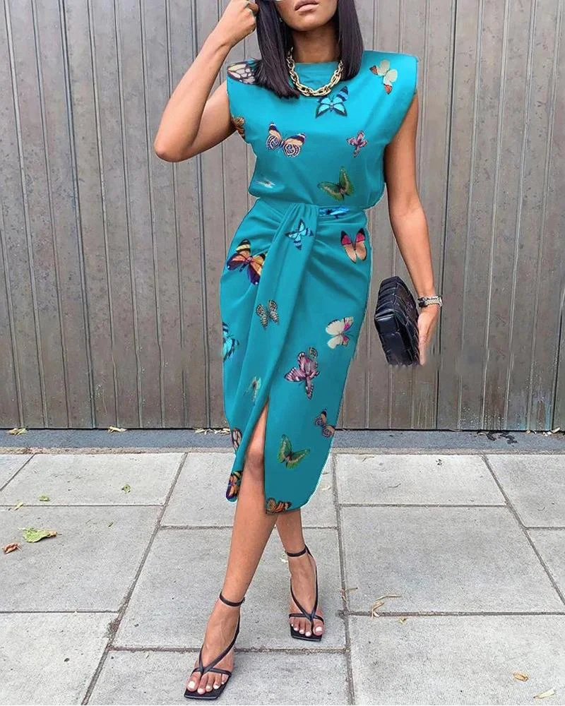 Stylish shirt + skirt suit