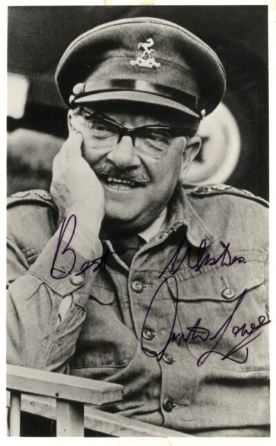 ARTHUR LOWE Signed Photo Poster paintinggraph - TV & Film Actor - DAD'S ARMY - preprint