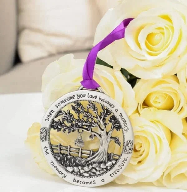 Adorno conmemorativo del &aacute;rbol de la vida