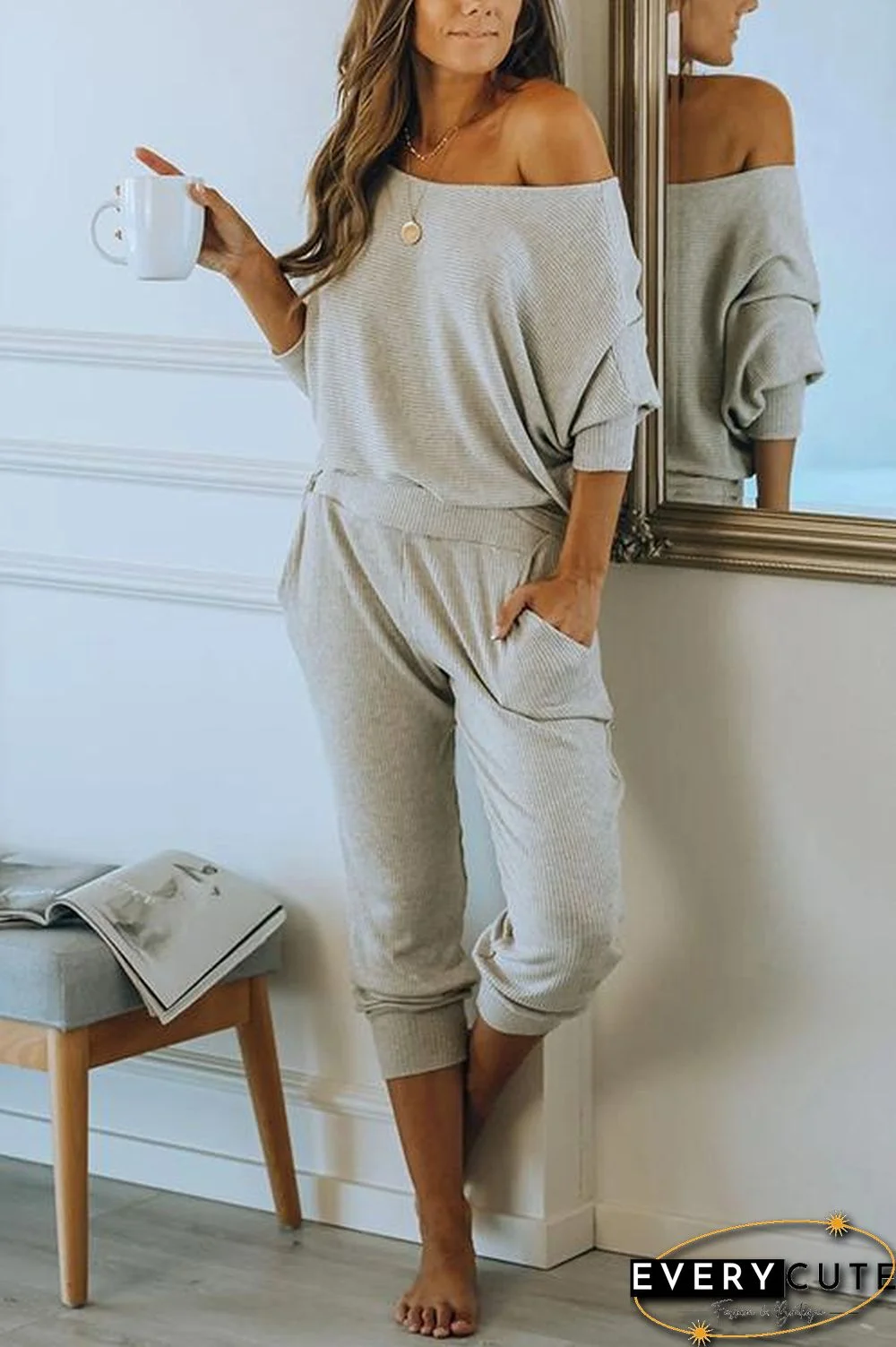 Pockets Dew Shoulder Pants Set