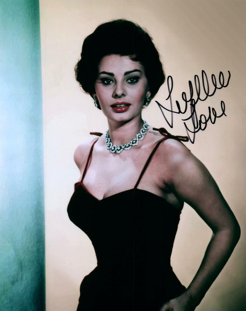 Sophia Loren signed 8x10 Photo Poster painting autograph Pic autographed + COA