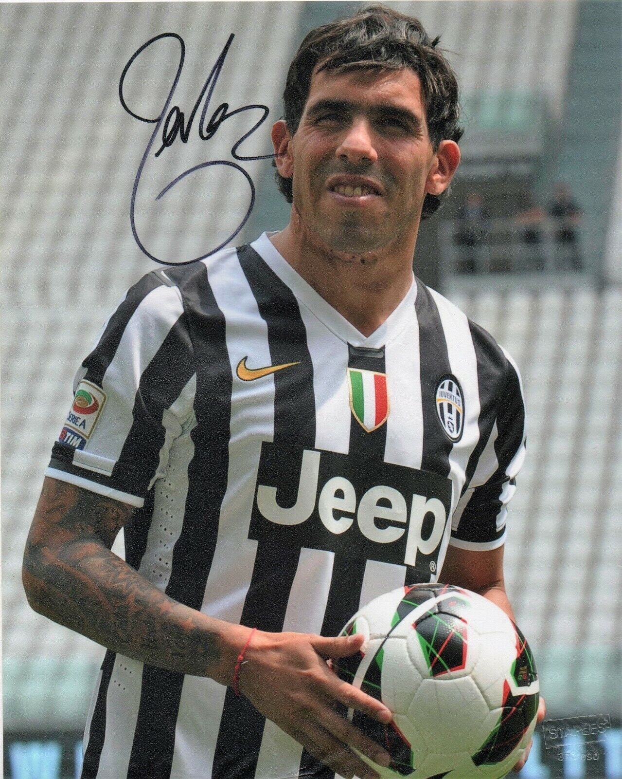 JUVENTUS - FOOTBALL - CARLOS TEVEZ personally signed pic - 8 x 10