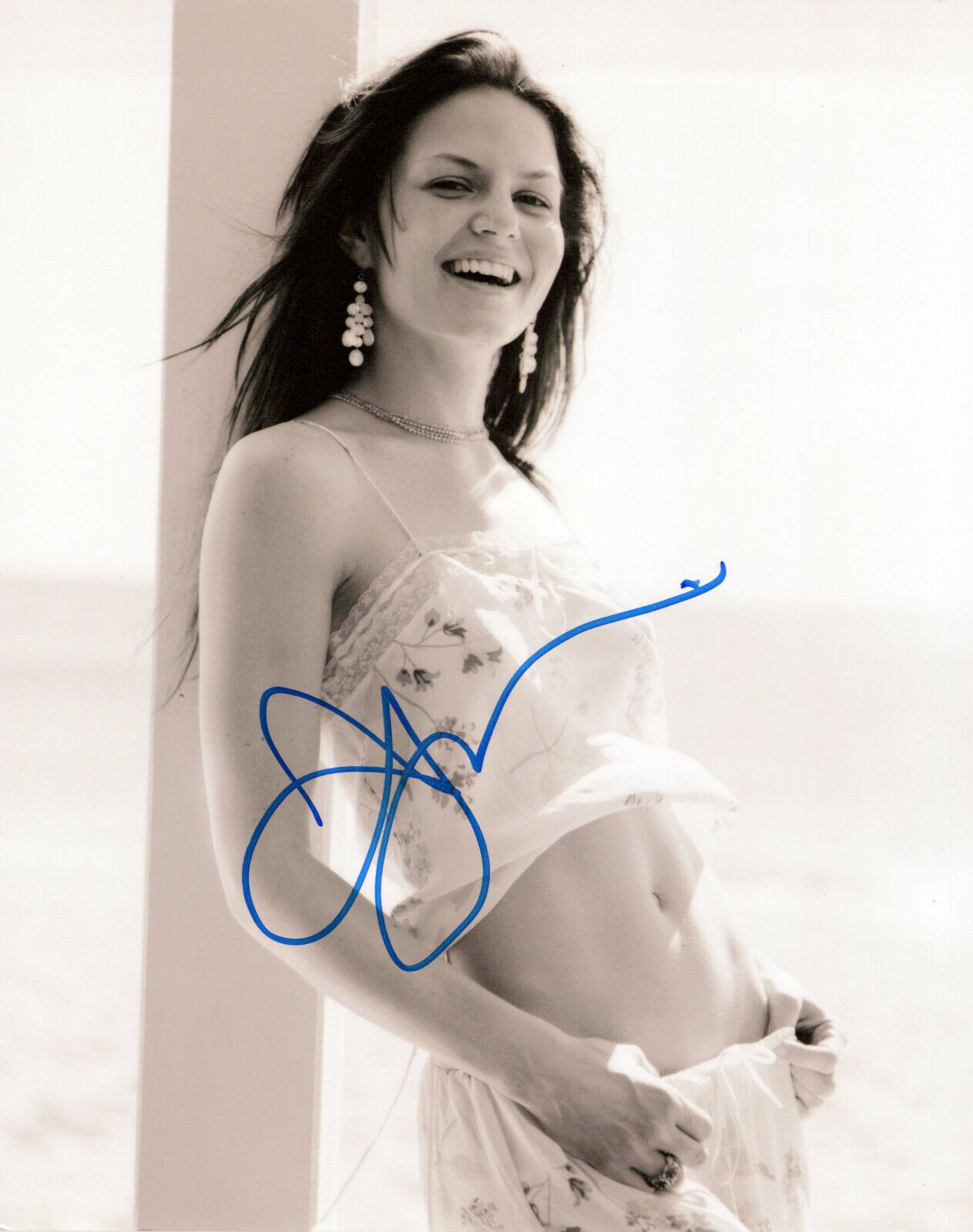 Jennifer Morrison glamour shot autographed Photo Poster painting signed 8x10 #3