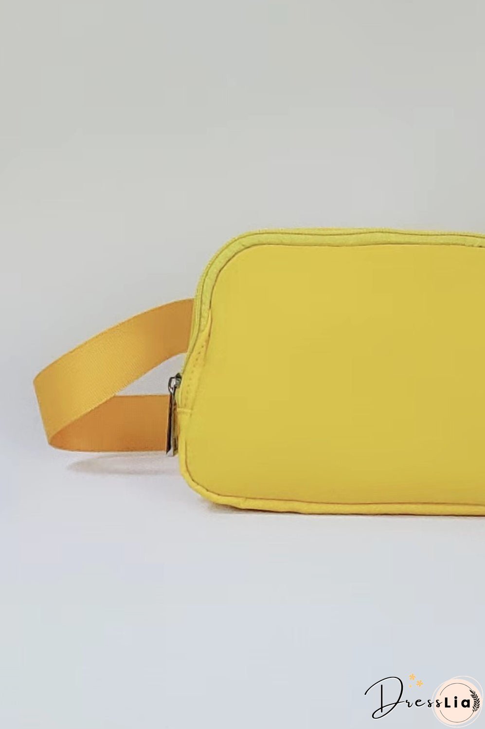 Buckle Zip Closure Fanny Pack
