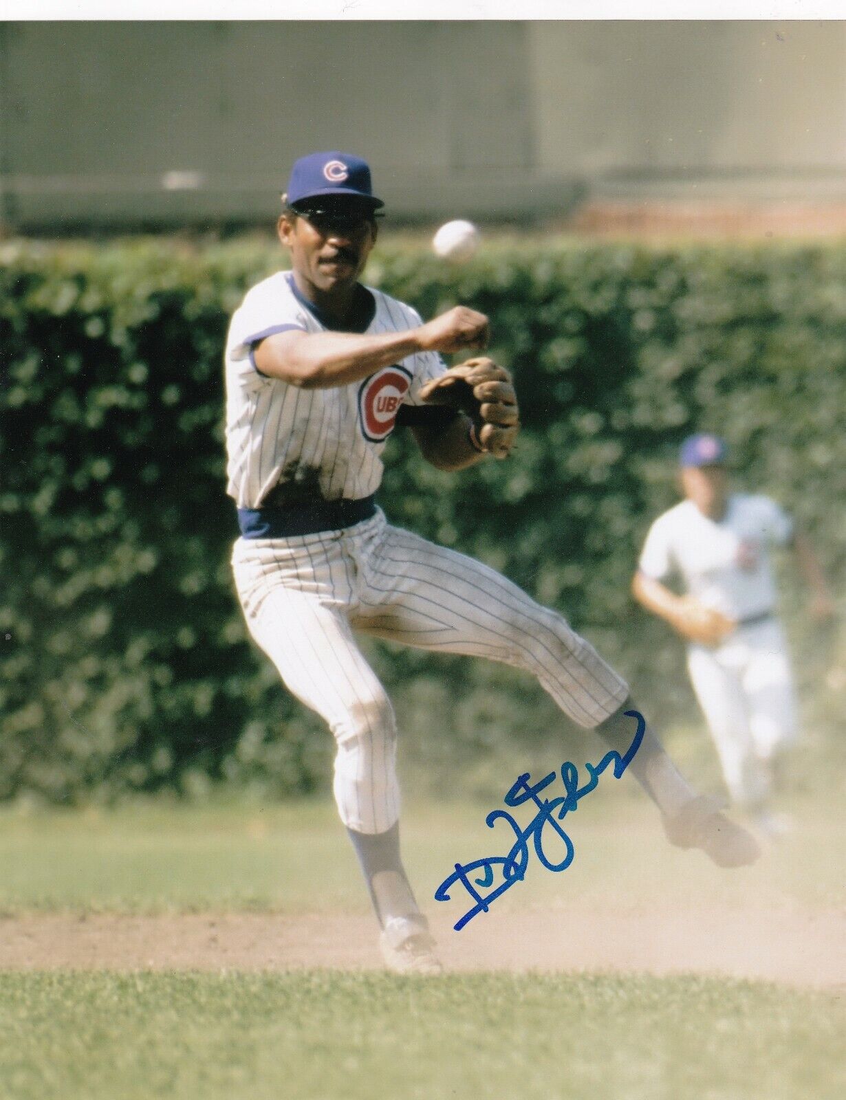 IVAN DEJESUS CHICAGO CUBS ACTION SIGNED 8x10