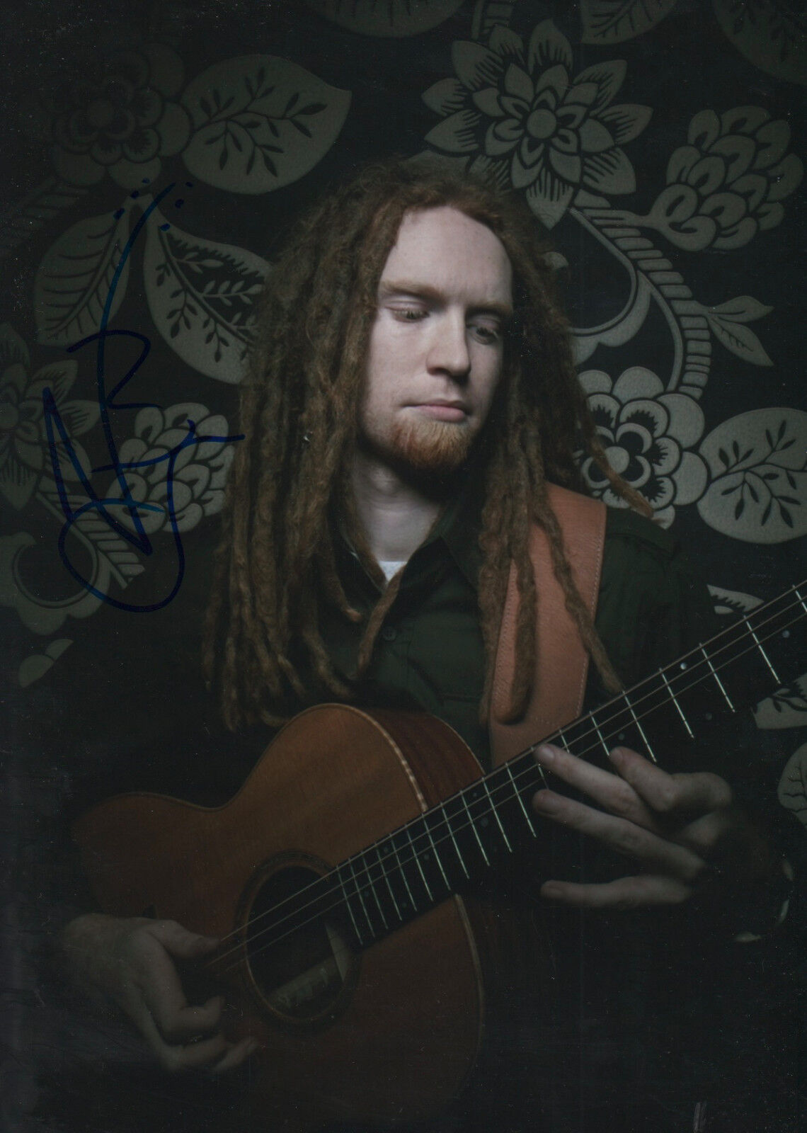 Newton Faulkner signed 8x12 inch Photo Poster painting autograph