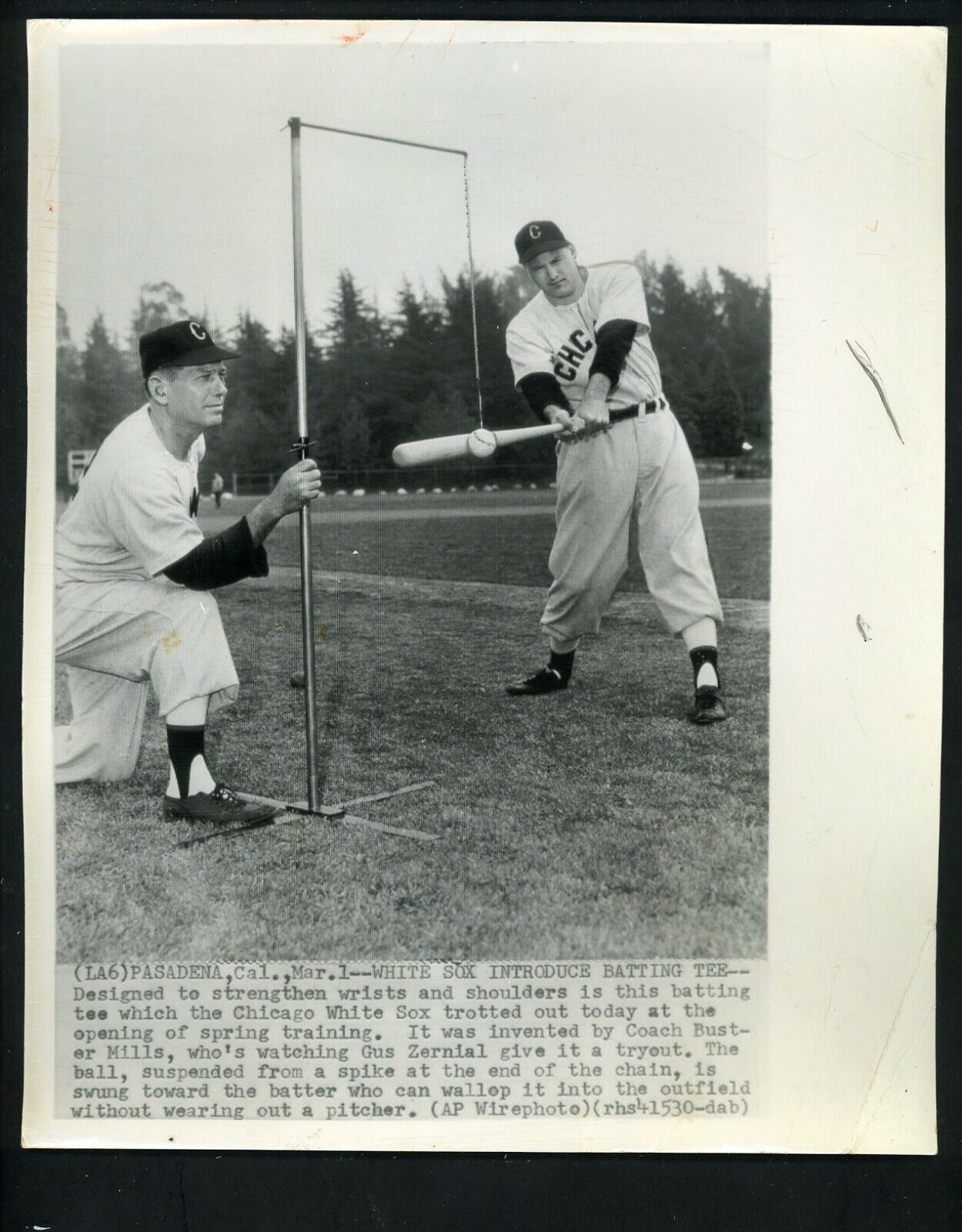 Chicago White Sox coach Buster Mills & Gus Zernial 1950 Press Photo Poster painting