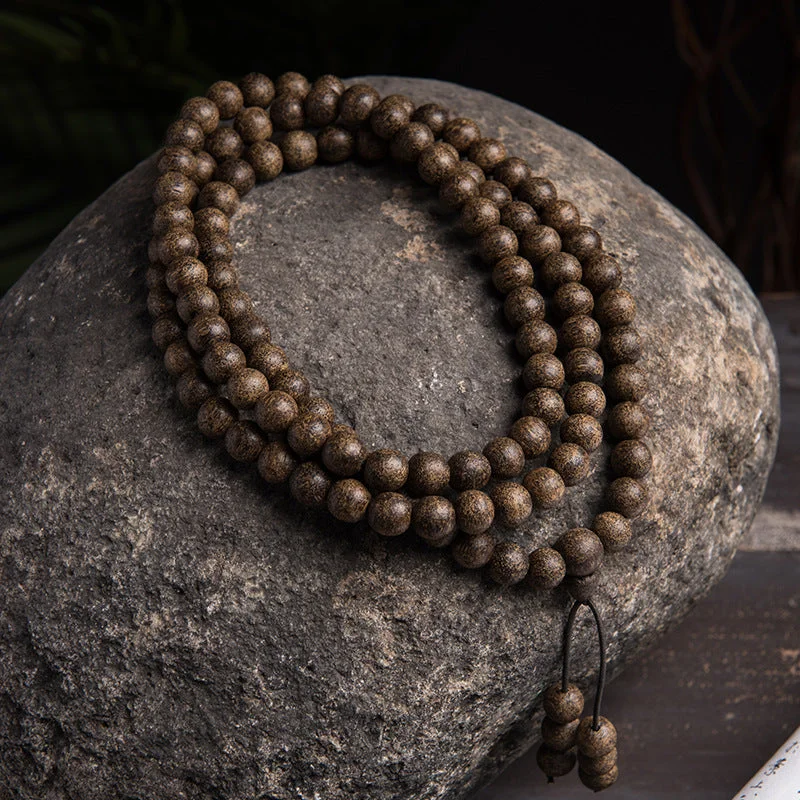 Natural Nha Trang White Chess Nan Agarwood Buddha Rosary Beads Bracelet
