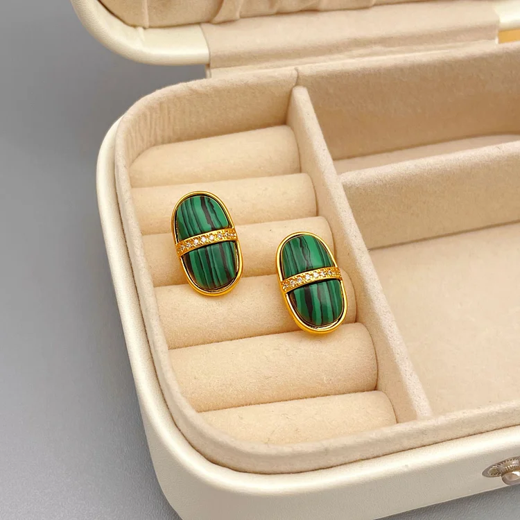 Malachite small and exquisite earrings